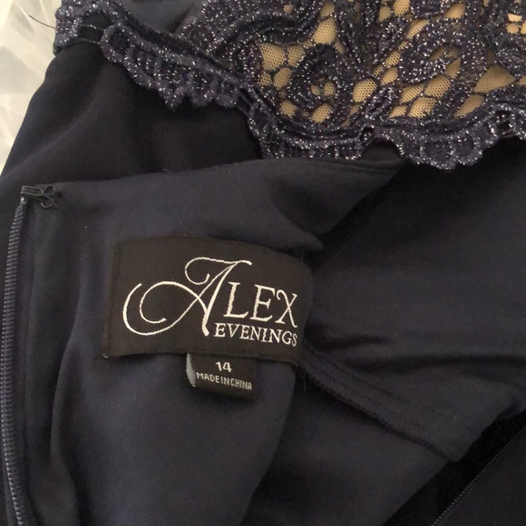 Dark navy Alex Evenings formal with matching sheer wrap - Picture 4 of 6
